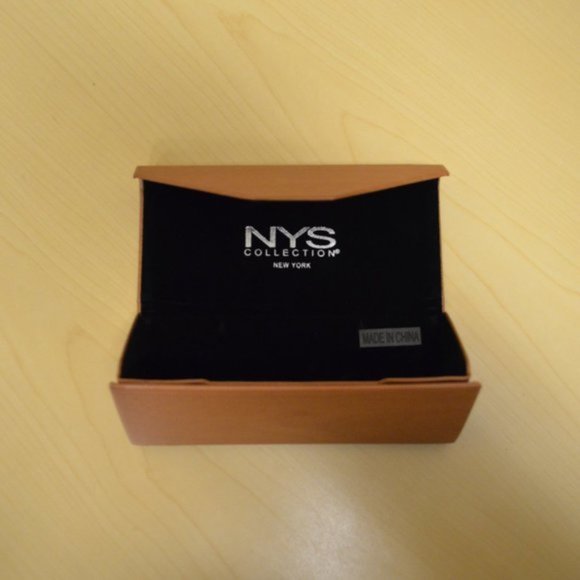 Collapsible Tri-Fold Case Assorted Colors - Picture 10 of 14